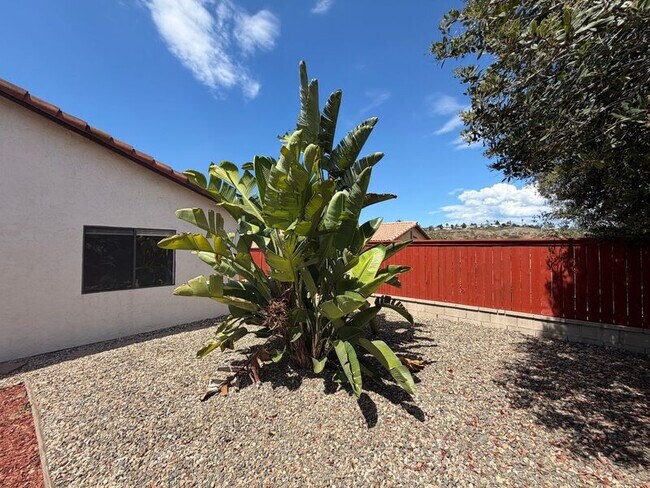 720 Valley Crest Dr Oceanside, CA 92058 photo 4