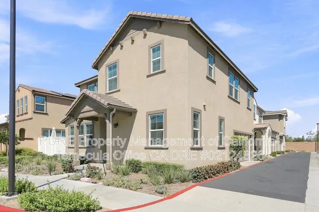 28235 Ashtree St Temecula, CA 92591 photo 2