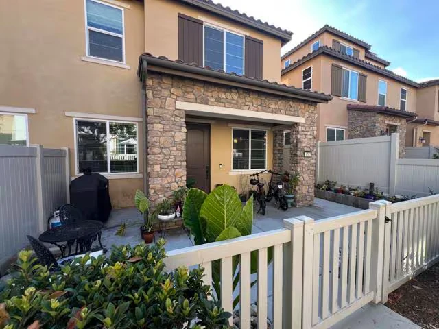 1707 Frangipani Ave Chula Vista, CA 91913 photo 3