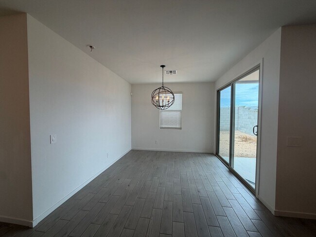 17410 W Eva St Waddell, AZ 85355 photo 4