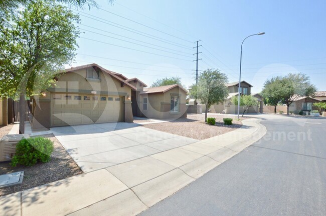 2087 E Aloe Pl Chandler, AZ 85286 photo 2