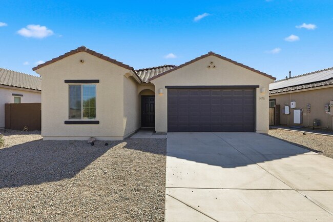 43721 W Acacia Ave photo 2