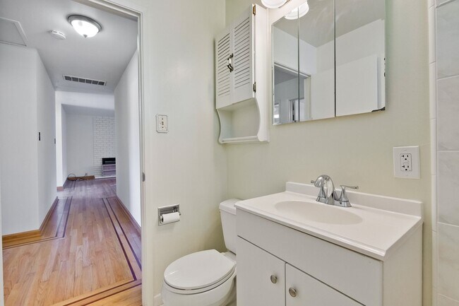 4712 Clarendon Dr San Jose, CA 95129 photo 5