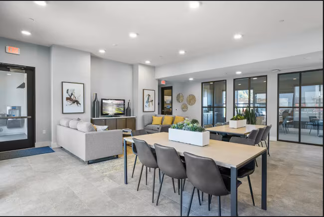 Alpine Family Apartments photo 2