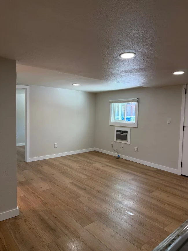 472 Arleta Ave San Jose, CA 95128 photo 5
