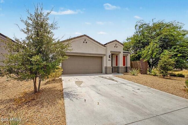 30777 W Picadilly Rd photo 4