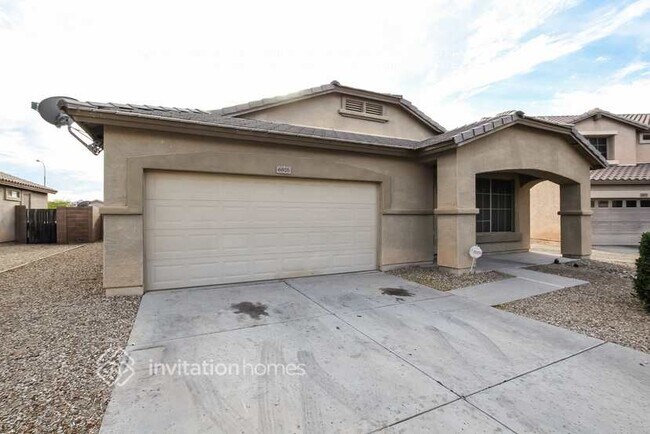6826 S 30th Ln Phoenix, AZ 85041 photo 2