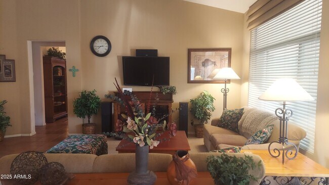 3691 N 153rd Ln Goodyear, AZ 85395 photo 4