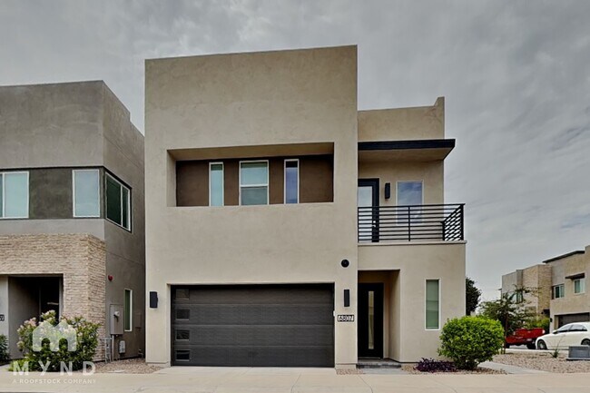 6807 E Orion Dr photo 2