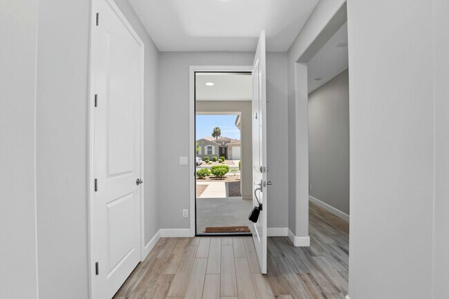 5140 N 181st Dr Litchfield Park, AZ 85340 photo 4