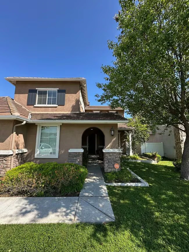 27370 Carlton Oaks St Murrieta, CA 92562