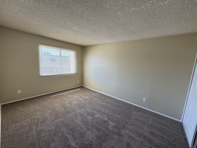 4775 W Palo Verde Dr Glendale, AZ 85301 photo 4