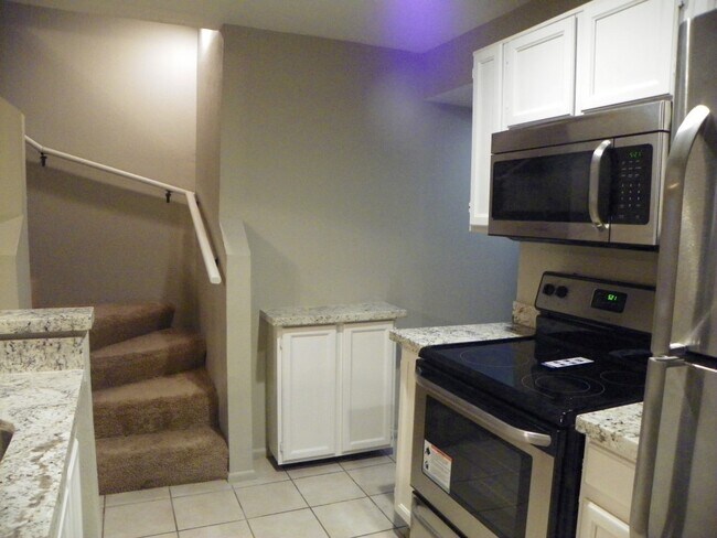 Downtown Mesa Apartment! photo 4