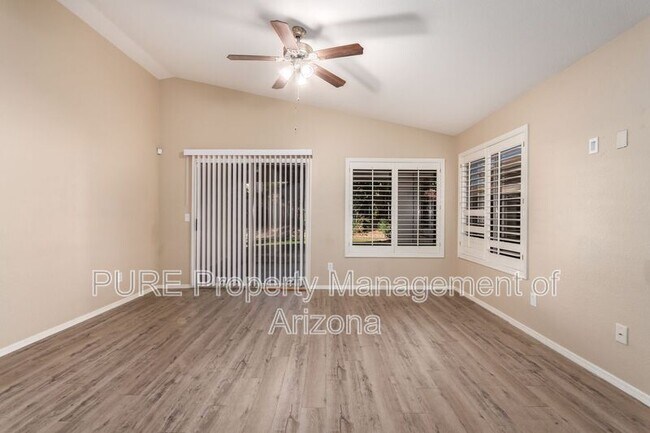 4708 E Gatewood Rd Phoenix, AZ 85050 photo 5