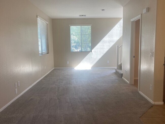 4297 E Carla Vista Dr Gilbert, AZ 85295 photo 3