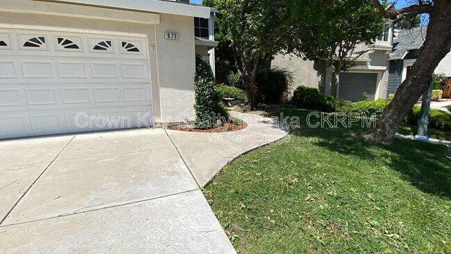 673 Nacomis Ct photo 5