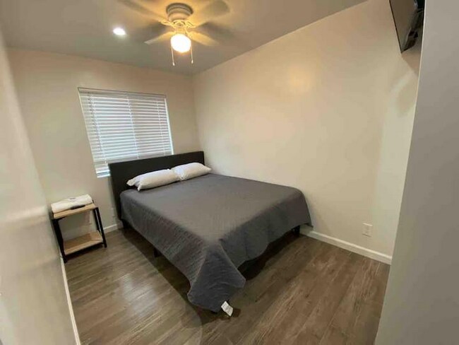 1256 Tiegen Dr Hayward, CA 94542 photo 2