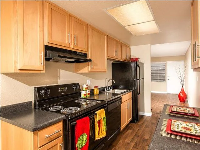 The Ridge on Jackson Apartments photo 4