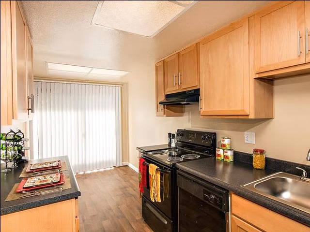 The Ridge on Jackson Apartments photo 5