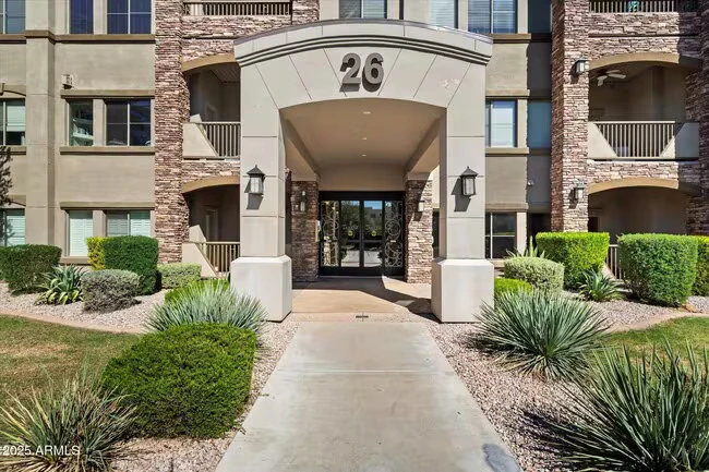 5350 E Deer Valley Dr Phoenix, AZ 85054 photo 4