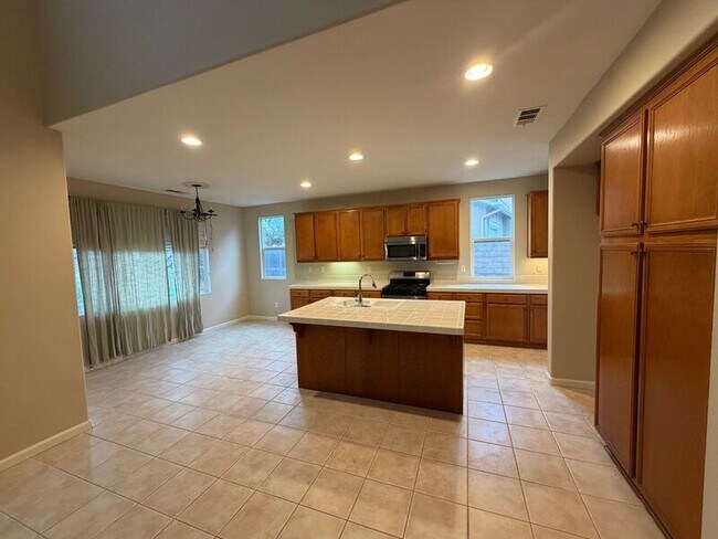 32240 Orange Blossom Dr Winchester, CA 92596 photo 5