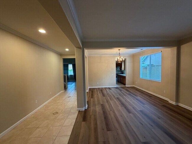 32240 Orange Blossom Dr Winchester, CA 92596 photo 3