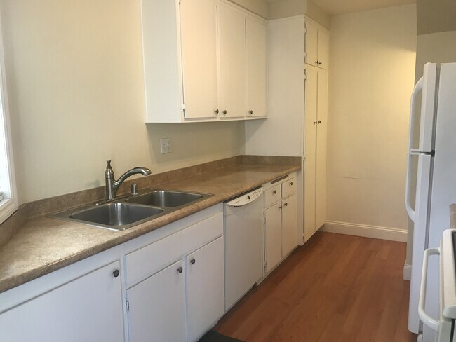 3252 Via Marin San Diego, CA 92037 photo 3