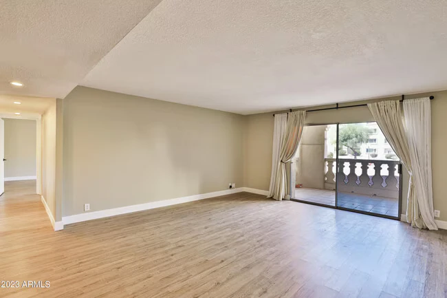 7920 E Camelback Rd Scottsdale, AZ 85251 photo 5