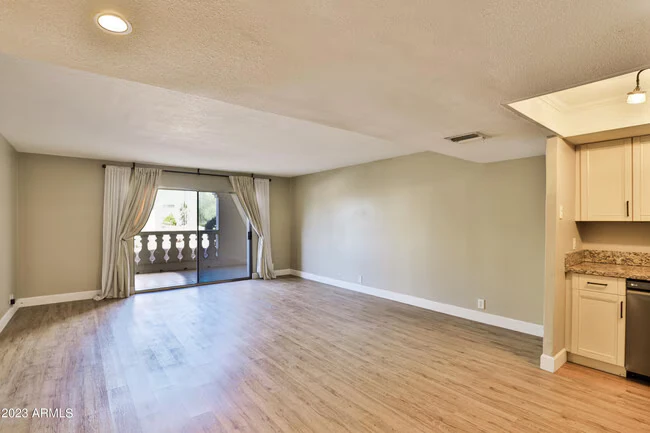 7920 E Camelback Rd Scottsdale, AZ 85251 photo 2