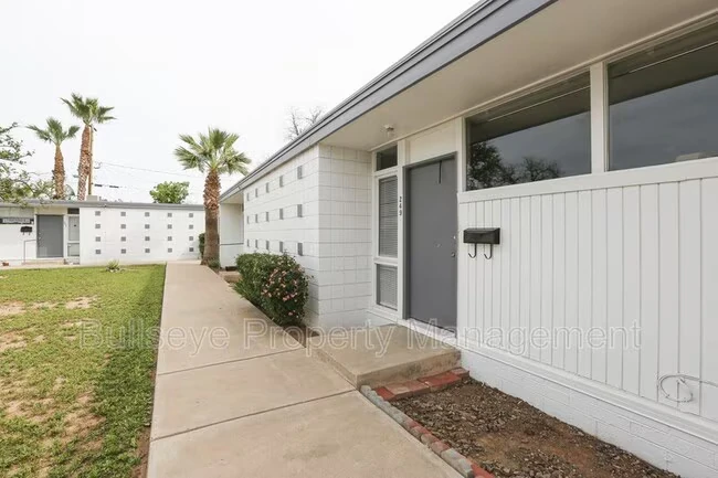 249 S Hobson Mesa, AZ 85204 photo 4