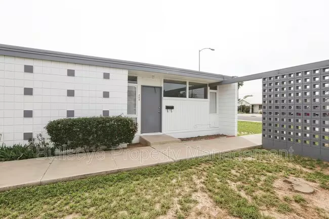 249 S Hobson Mesa, AZ 85204 photo 2