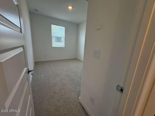 4517 E Kenneth Ln photo 3