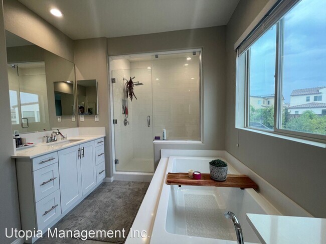 869 Camino Cantera Chula Vista, CA 91913