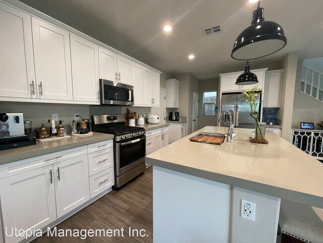 869 Camino Cantera Chula Vista, CA 91913 photo 5
