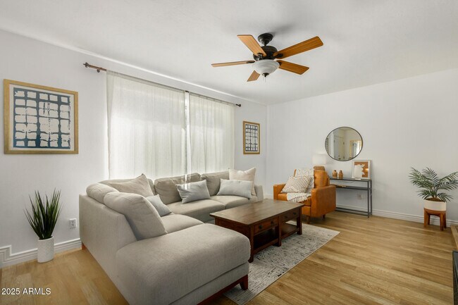 8490 E Chaparral Rd Scottsdale, AZ 85250 photo 5