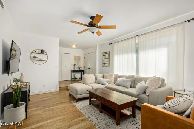 8490 E Chaparral Rd Scottsdale, AZ 85250 photo 4