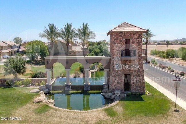 35916 W Catalonia Dr Maricopa, AZ 85138 photo 2