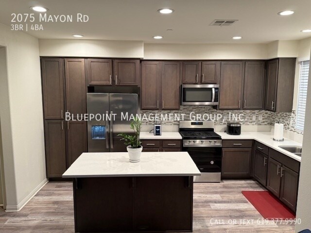 2075 Mayon Rd Chula Vista, CA 91915 photo 3