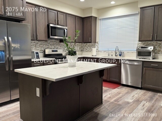 2075 Mayon Rd Chula Vista, CA 91915 photo 4