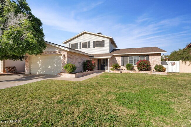 2542 W Nopal Ave Mesa, AZ 85202 photo 2