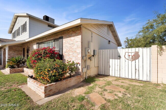 2542 W Nopal Ave Mesa, AZ 85202 photo 5