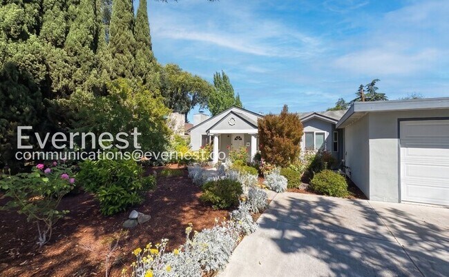 999 Loma Verde Ave Palo Alto, CA 94303 photo 2