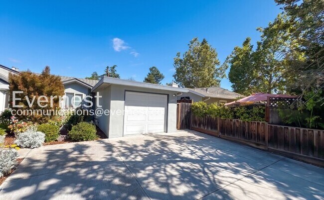 999 Loma Verde Ave Palo Alto, CA 94303 photo 3