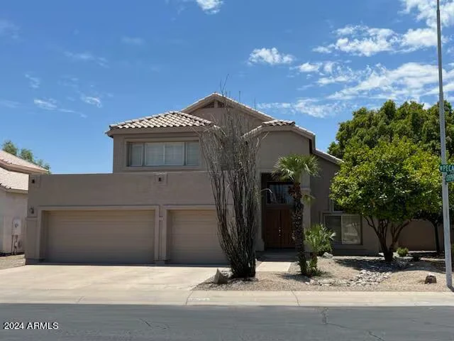 445 W Pecan Pl photo 4