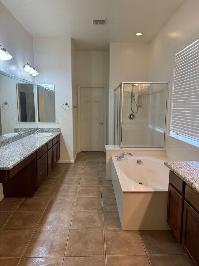 20439 S 186th St Queen Creek, AZ 85142 photo 4