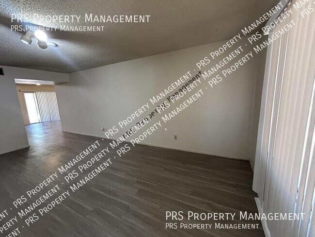 5309 S River Dr photo 5