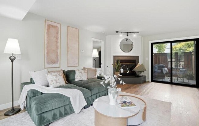1680 San Miguel Dr Walnut Creek, CA 94596