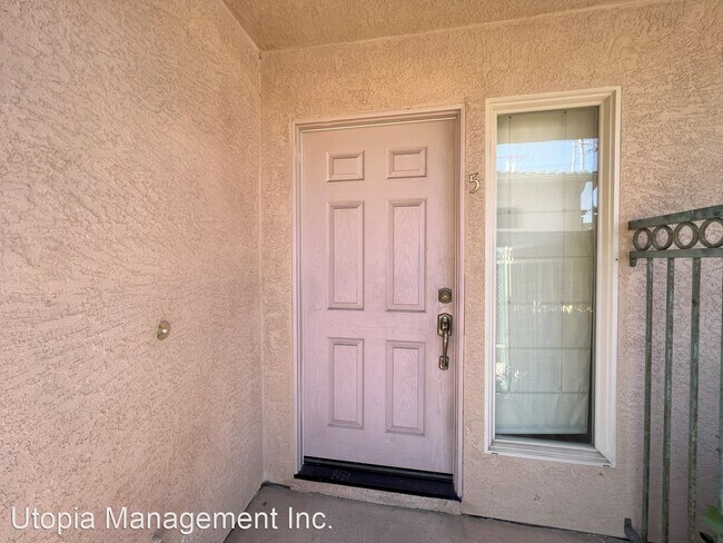 3967 Lamont St San Diego, CA 92109 photo 2