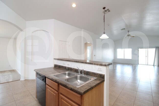 29654 W Weldon Ave Buckeye, AZ 85396 photo 5