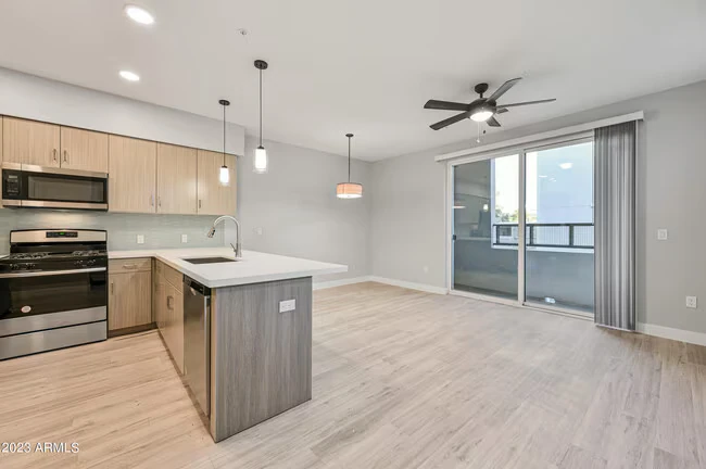 1023 W 5th St Tempe, AZ 85281 photo 5